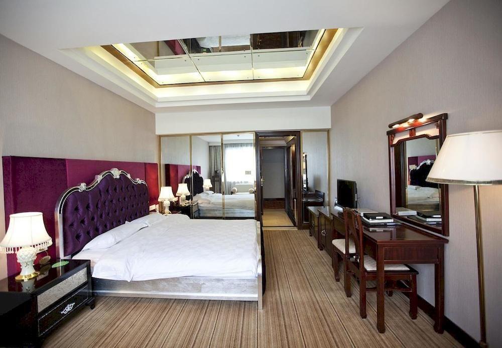 New Century Hotel Yangshuo Exteriör bild
