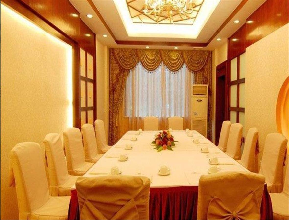 New Century Hotel Yangshuo Exteriör bild